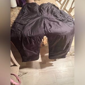 Black snow pants